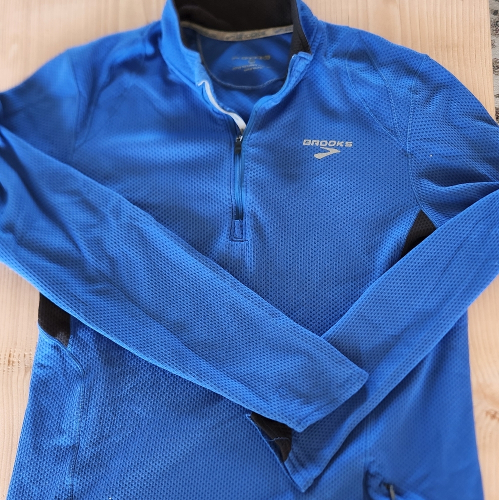 Brooks running jacket